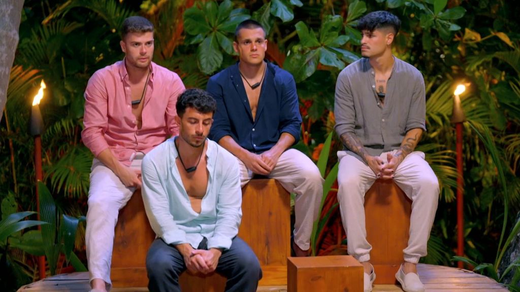 ¡Histórico en ‘La isla de las tentaciones’! Los chicos deciden pedir una hoguera de confrontación para Gilbert y Claudia tras ver las imágenes