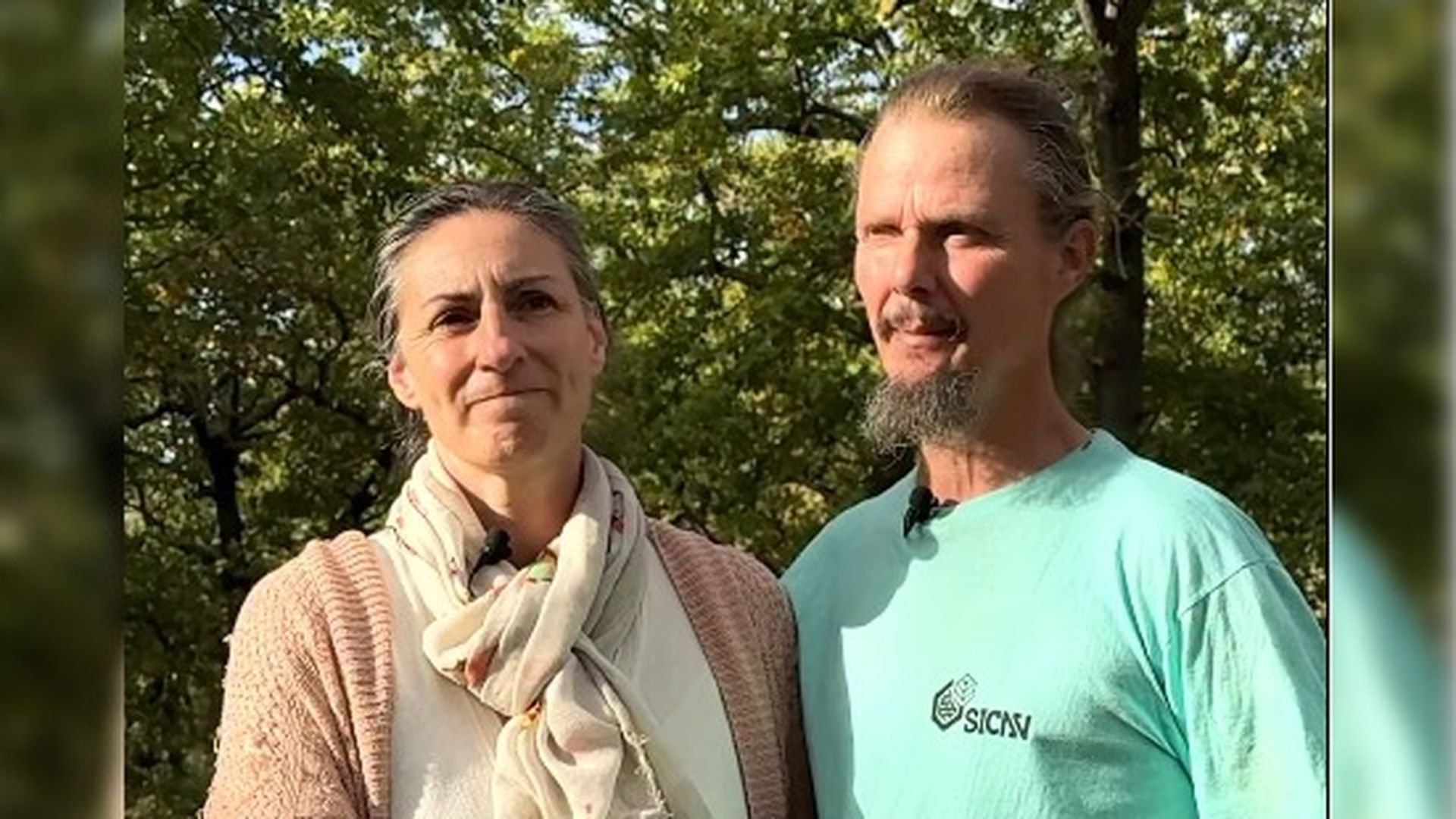 La familia Travallion: la Justicia italiana separa a tres niños de sus padres por vivir aislados en un bosque sin agua corriente y electricidad