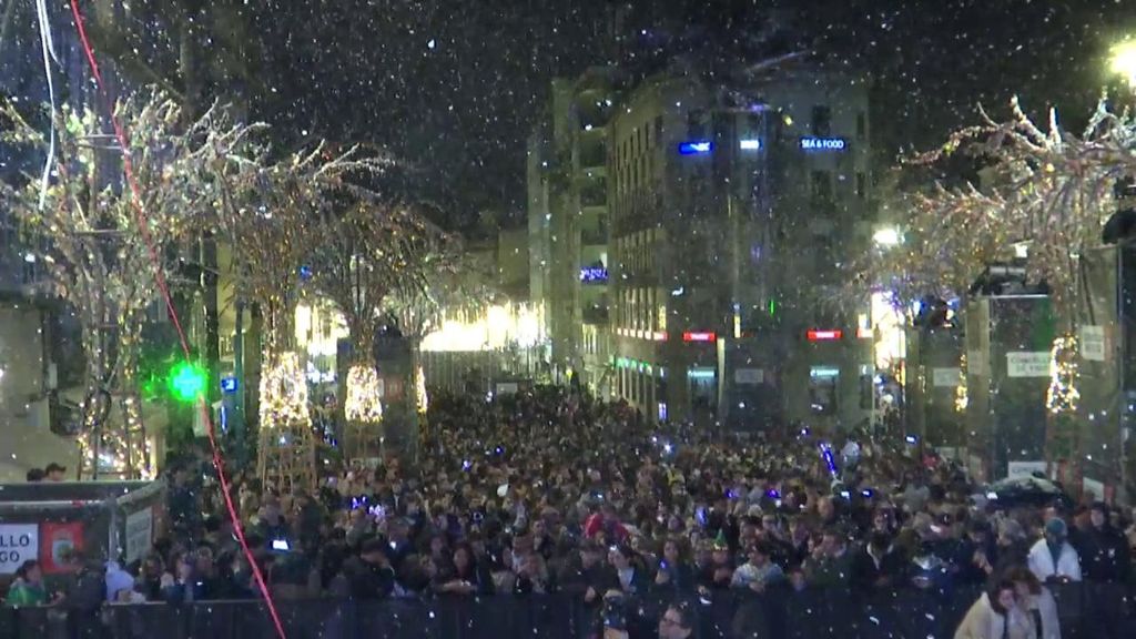 Las luces navideñas llegan a Madrid: El gancho para atrapar al turismo ya provoca amor y odio
