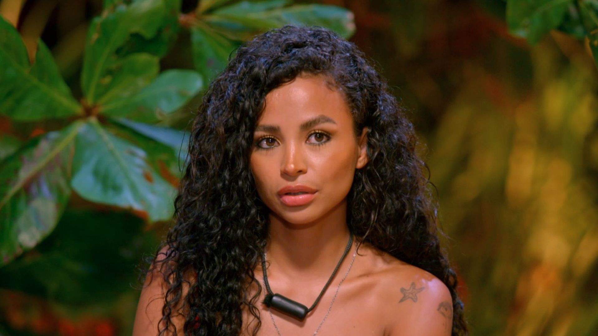 Mayeli marca los límites en 'La isla de las tentaciones 9' que harán que suene la 'luz de la tentación' en su villa, en caso de que Álvaro los traspase