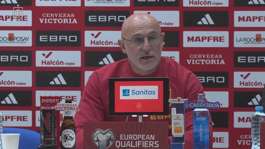 Luis de la Fuente 'pasa' del 'caso Lamine Yamal': "La prioridad es ganar y clasificarnos para el Mundial"