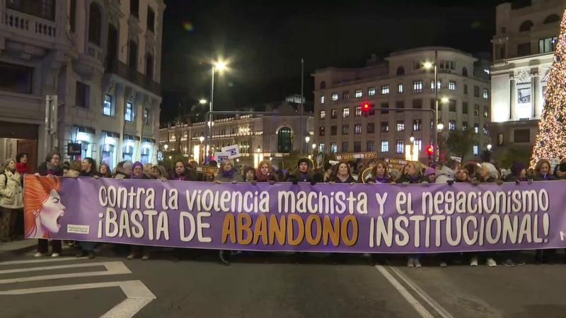 25N: Los lemas en las calles de toda España contra la violencia ...