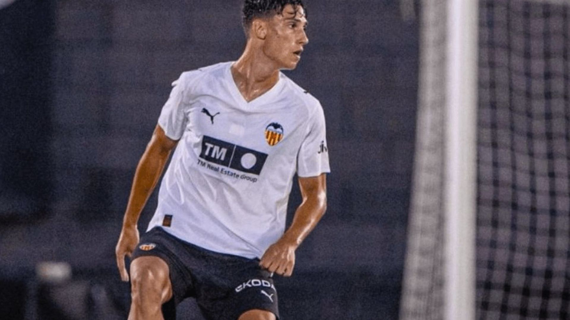 alejandro_panach_foto_valencia_cf_001.png alejandro_panach_foto_valencia_cf_001.png