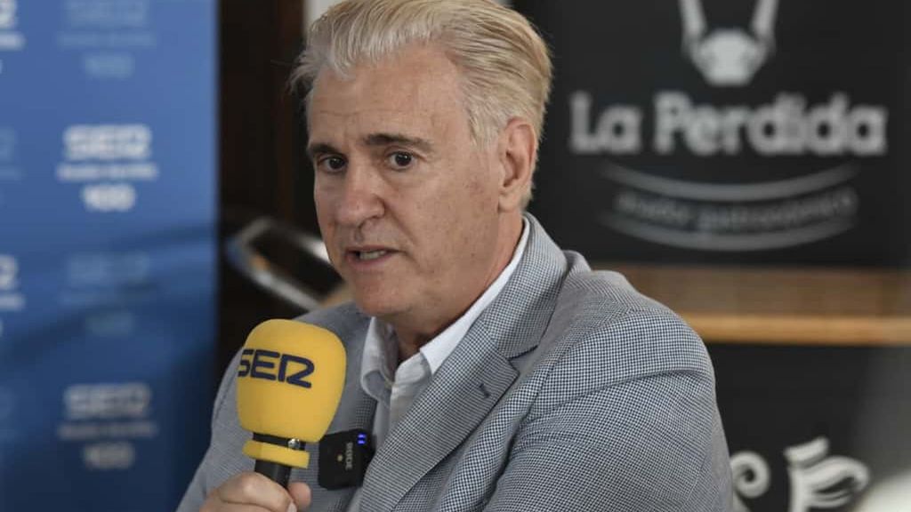 Antonio Cordón explica los fichajes del Sevilla en el mercado de invierno