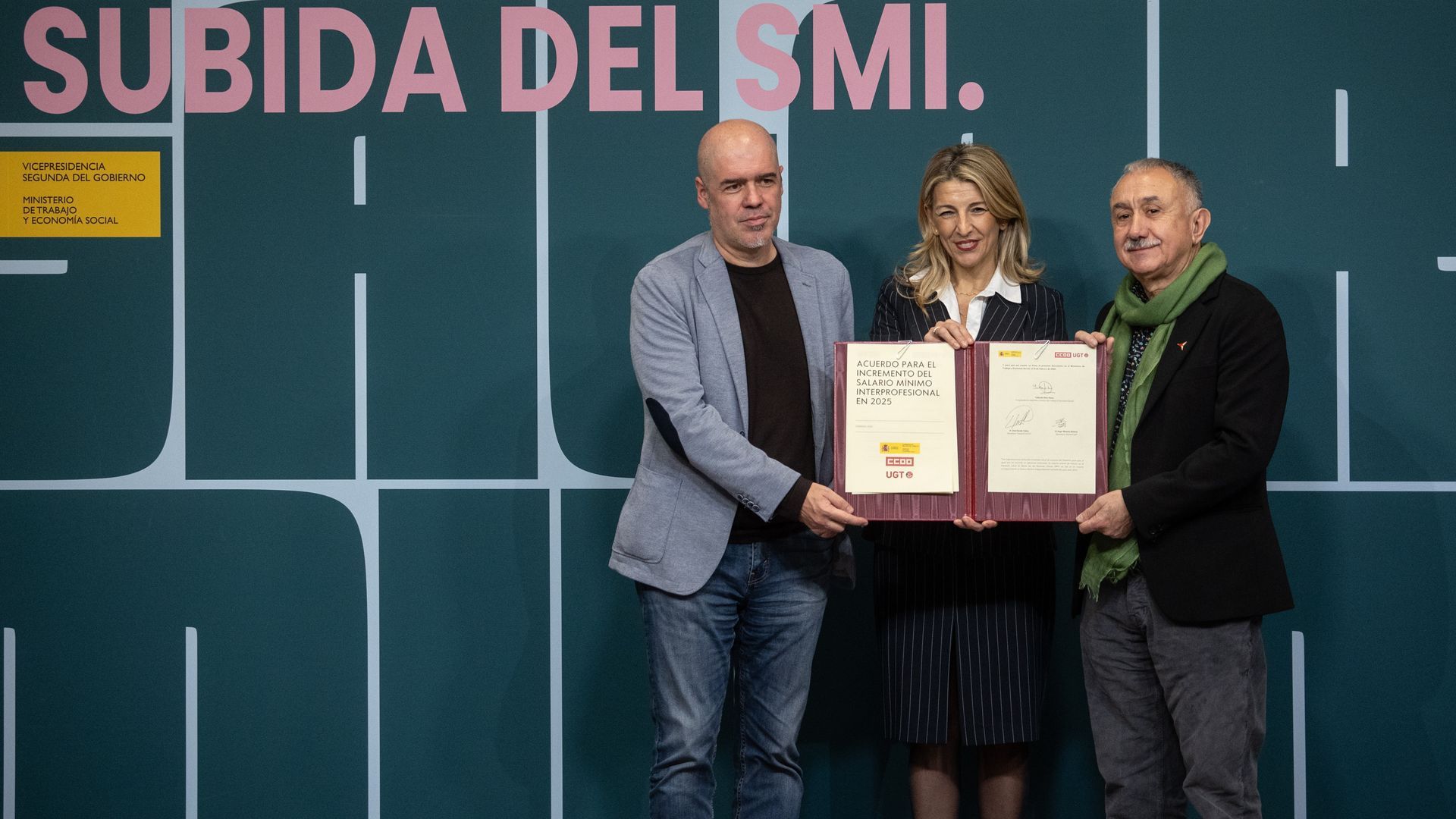 CCOO y UGT piden que el SMI de 2026 suba un 7,5%, hasta 1.273 euros brutos al mes, con tributación en el IRPF