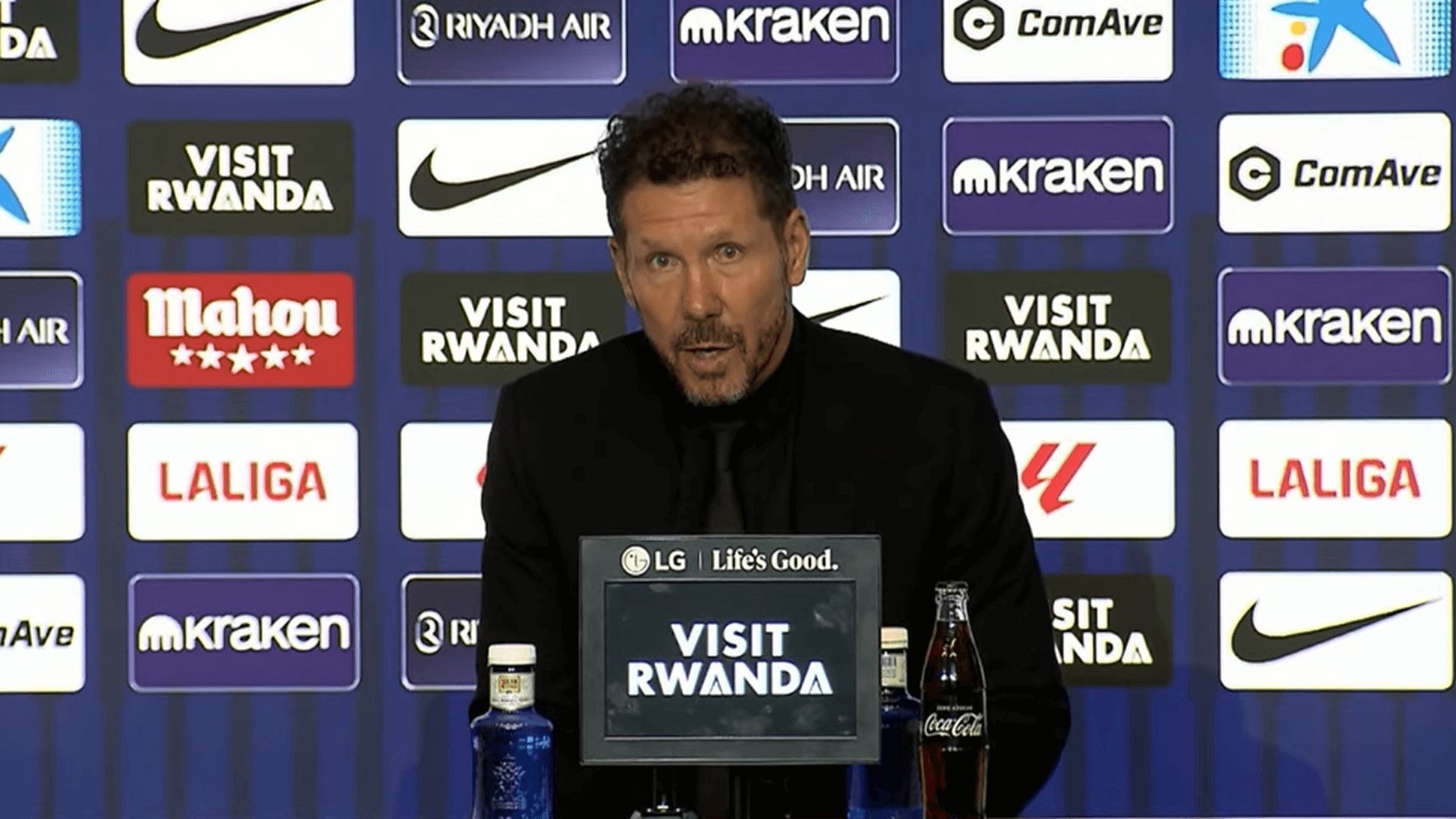 diego_pablo_simeone_en_sala_de_prensa.png