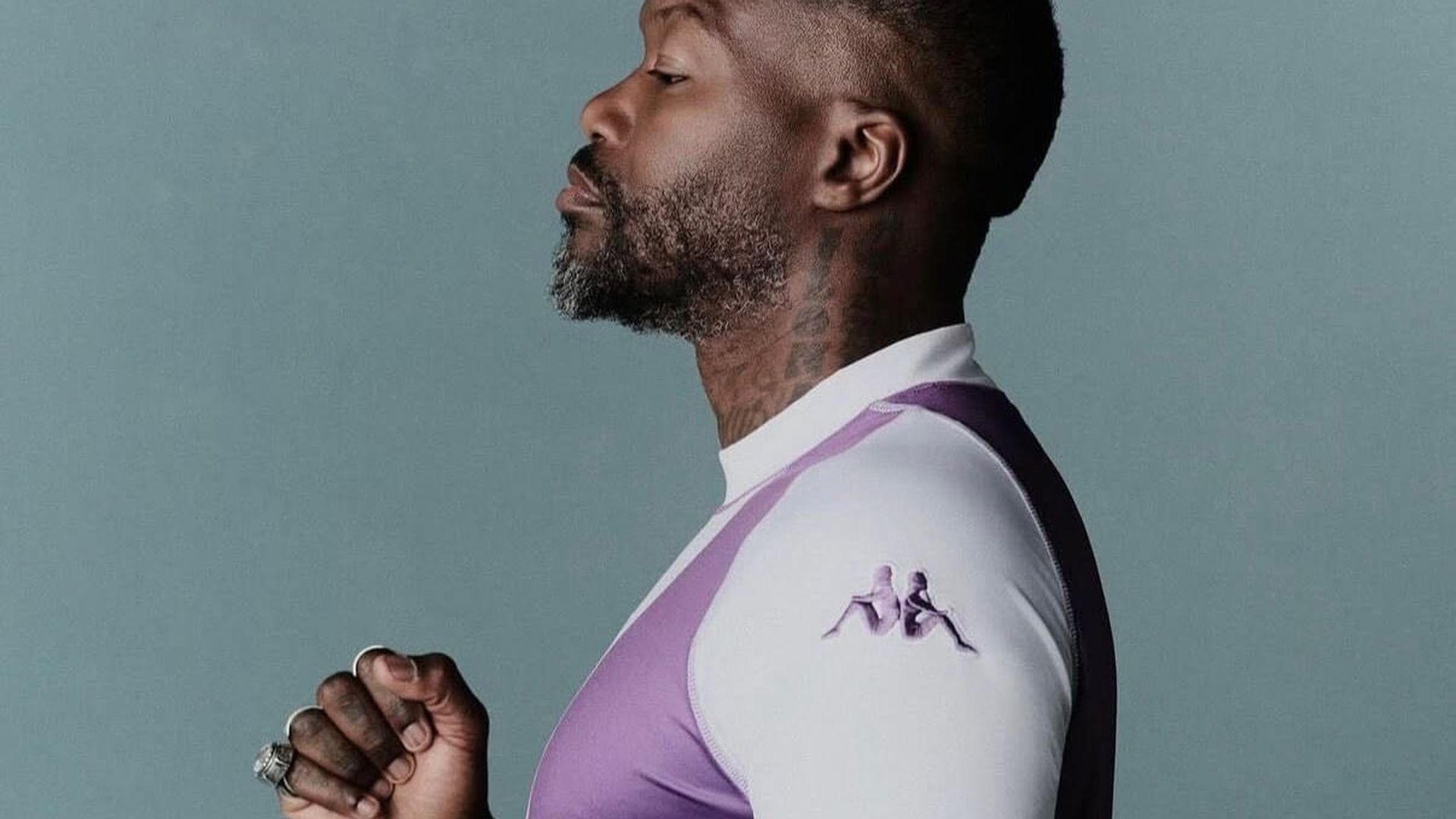 djibrill_cisse_con_la_nueva_camiseta_de_kappa_del_real_valladolid_001.jpg djibrill_cisse_con_la_nueva_camiseta_de_kappa_del_real_valladolid_001.jpg