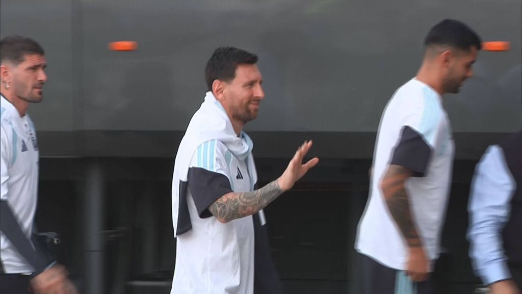 Se desata la locura en Elche para ver a Argentina y a Leo Messi