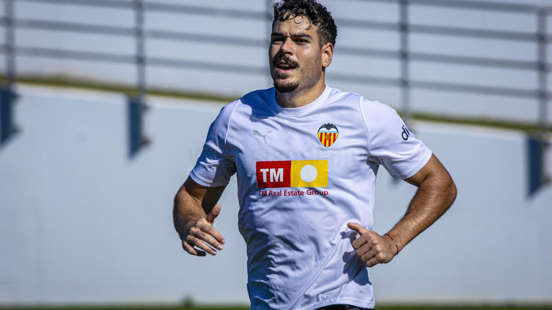 filip_ugrinic_foto_valencia_cf.jpg filip_ugrinic_foto_valencia_cf.jpg