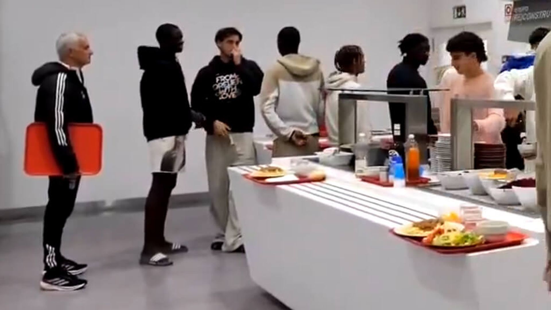 fotojet___2025_11_04t094326922jpg.jpg fotojet___2025_11_04t094326922jpg.jpg