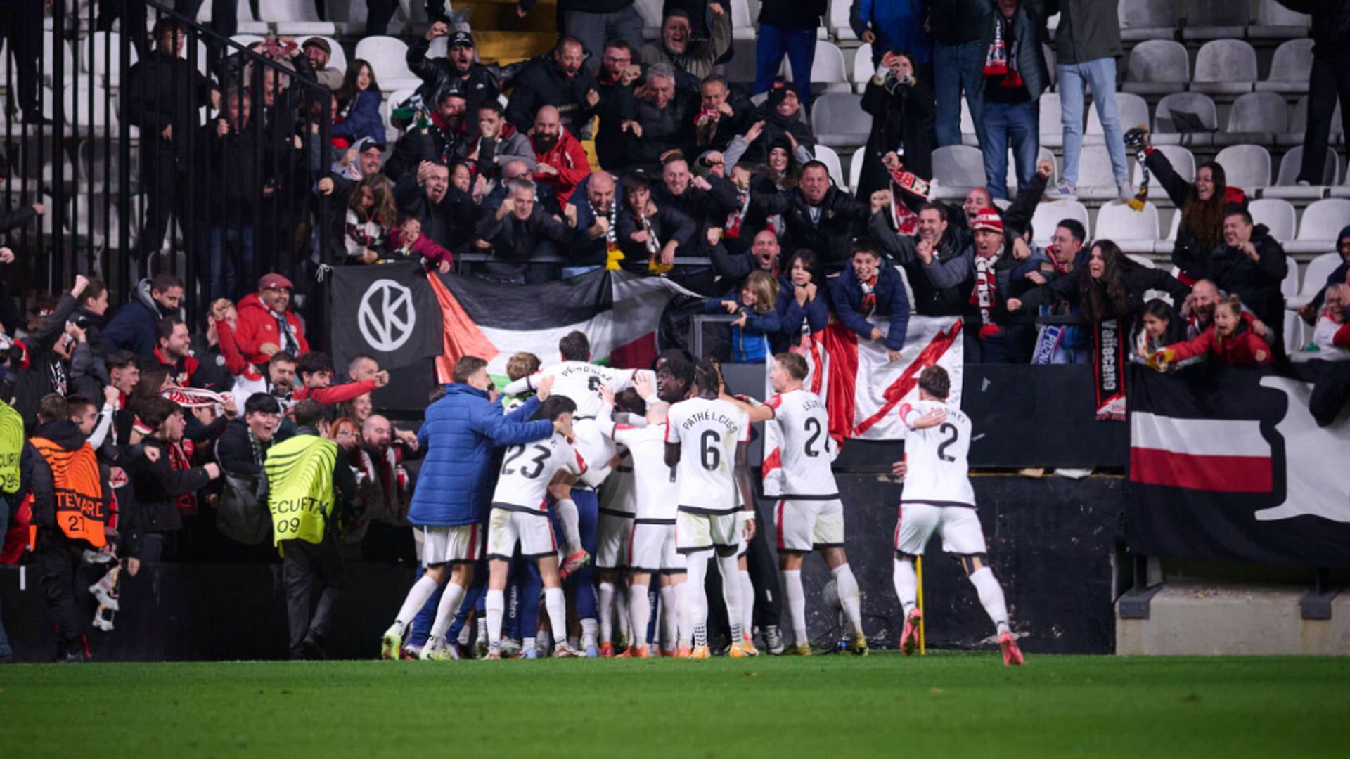 fotojet___2025_11_13t092329907jpg.jpg fotojet___2025_11_13t092329907jpg.jpg