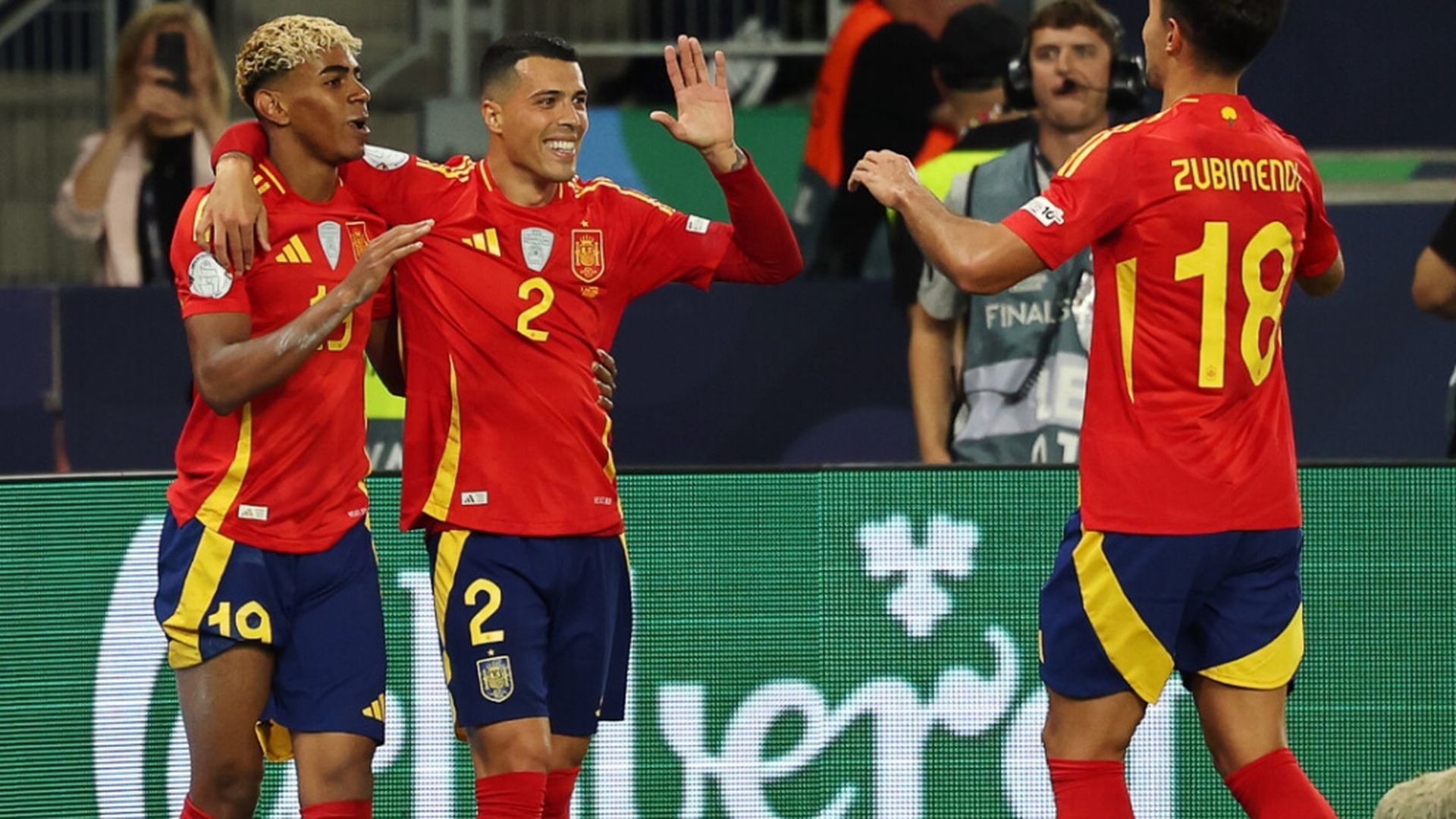 fotojet___2025_11_14t213703966jpg.jpg fotojet___2025_11_14t213703966jpg.jpg