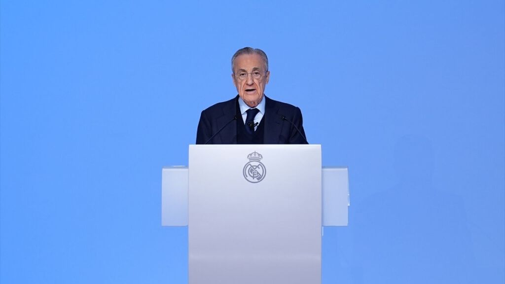 Florentino Pérez ataca al Barça en el discurso de la Asamblea: "Pagaron más de 8 millones a los árbitros"