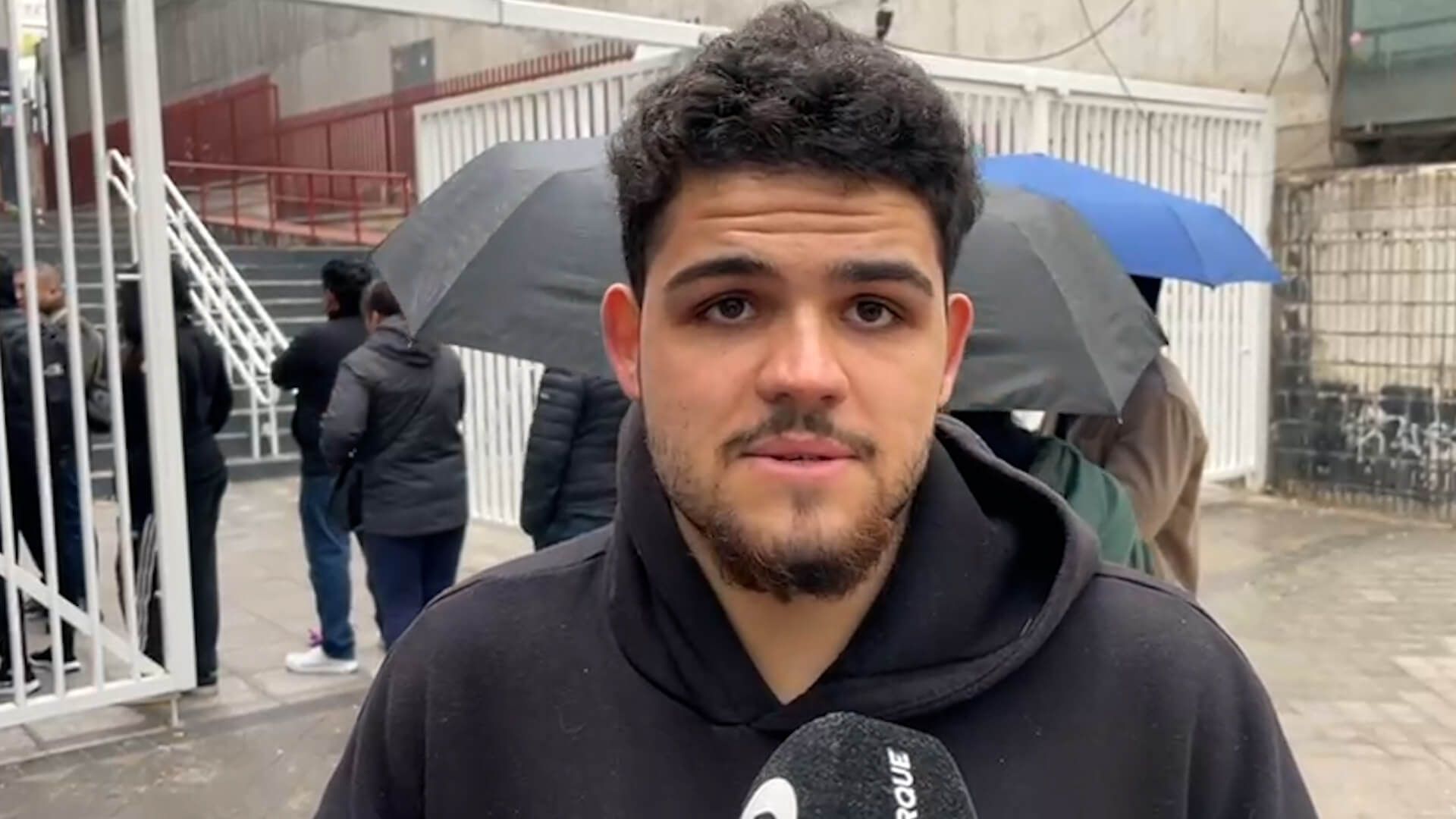 frame_rayo_encuesting_2jpg.jpg frame_rayo_encuesting_2jpg.jpg