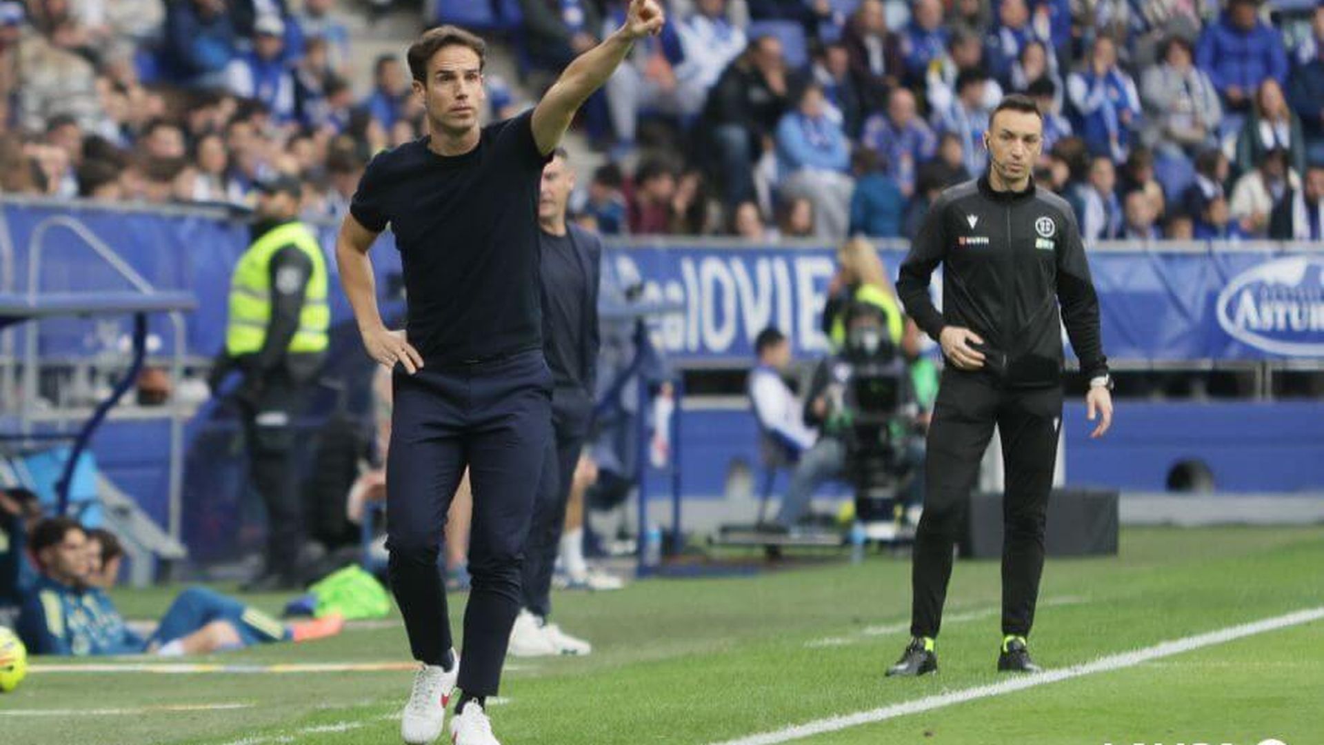 inigo_perez_durante_el_real_oviedo___rayo_vallecano_foto_laliga_001.jpeg inigo_perez_durante_el_real_oviedo___rayo_vallecano_foto_laliga_001.jpeg