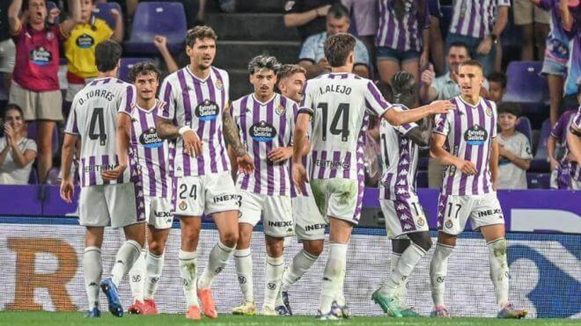 jugadores_del_real_valladolid_celebran_uno_de_los_goles_ante_el_ceuta_001.jpeg jugadores_del_real_valladolid_celebran_uno_de_los_goles_ante_el_ceuta_001.jpeg