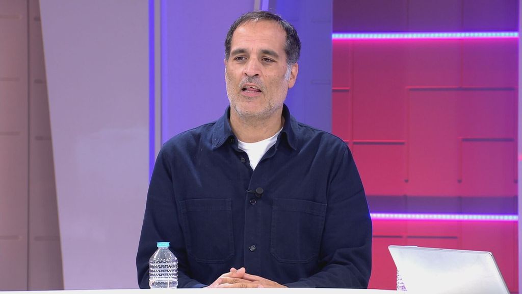 David Sánchez quiere la vuelta de Messi al Barça y no sólo para un homenaje: "Una temporada más vestido de corto"