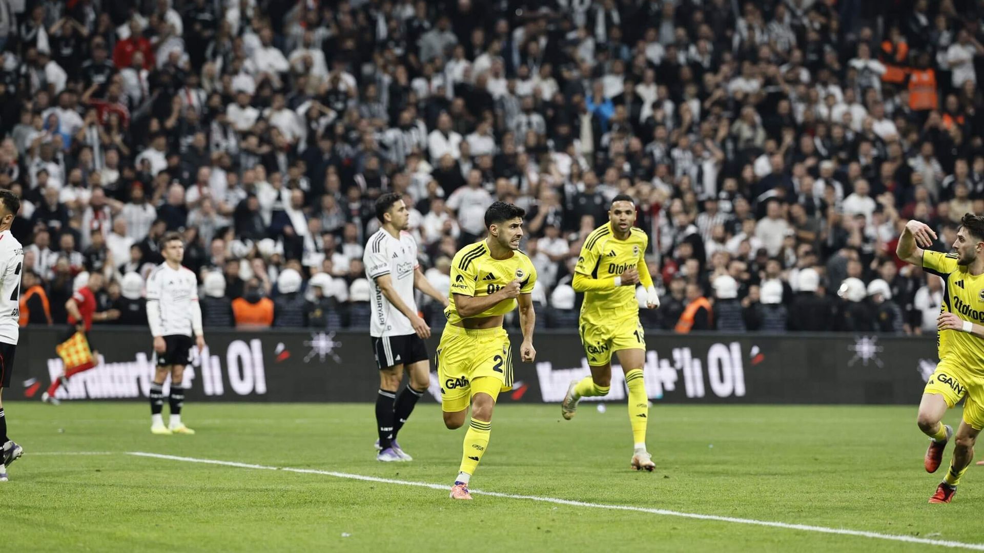 marco_asensio_celebra_su_gol_ante_el_besiktas_foto_x_001.jpg marco_asensio_celebra_su_gol_ante_el_besiktas_foto_x_001.jpg