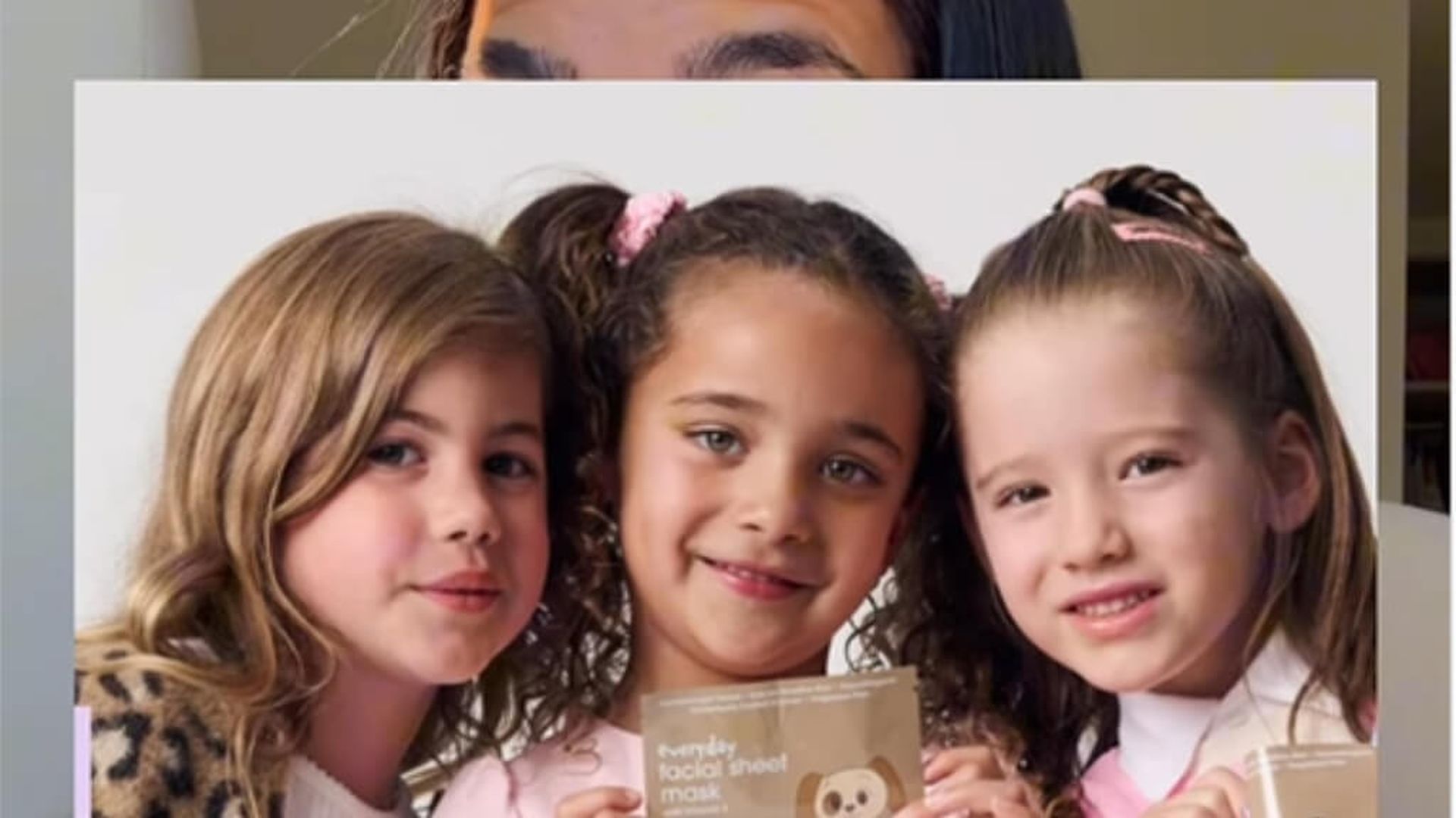 mascarills_ninasjpg.jpg mascarills_ninasjpg.jpg