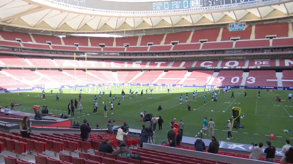 Así luce el Metropolitano en el primer entrenamiento de los Dolphins en Madrid