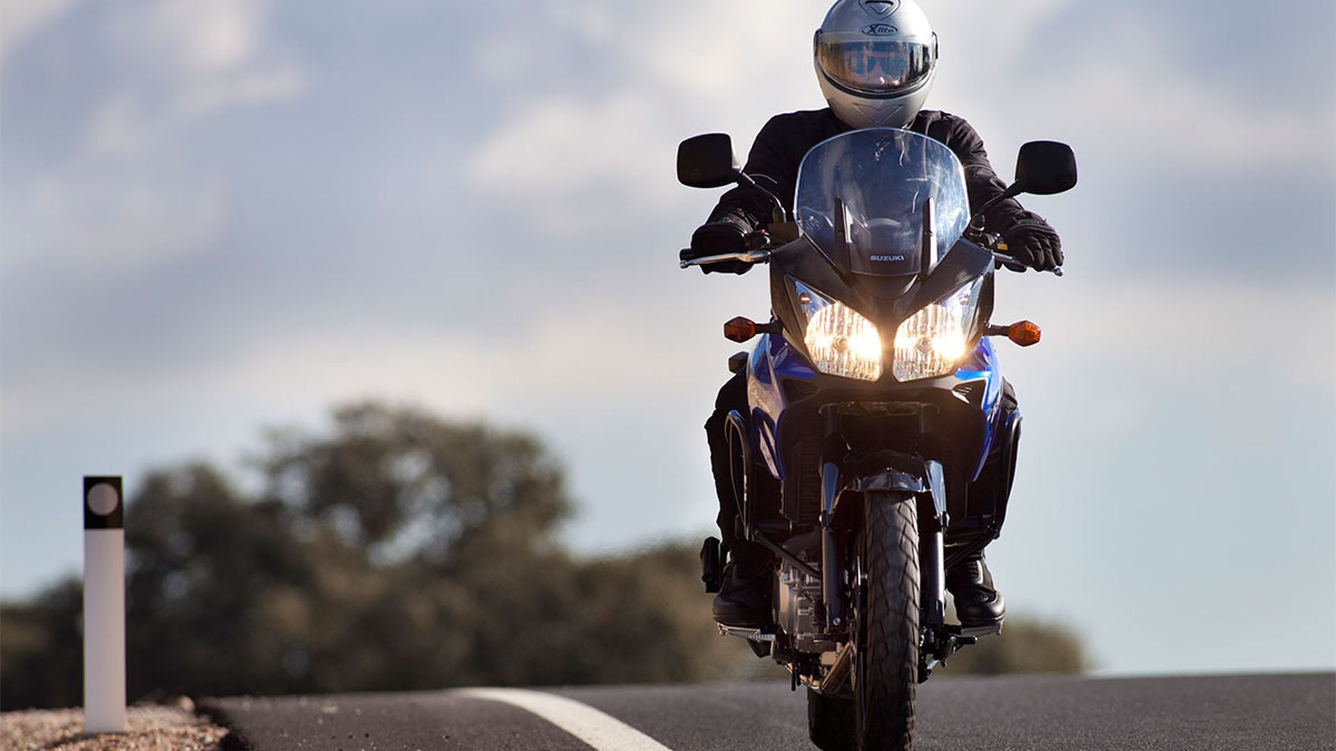 motojpg.jpg motojpg.jpg