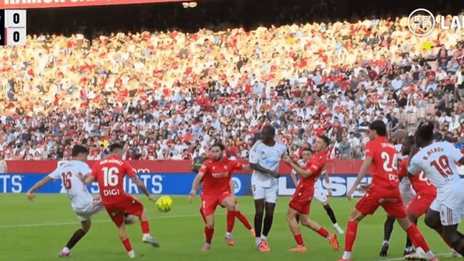 penalti_a_juanlu_001.png penalti_a_juanlu_001.png