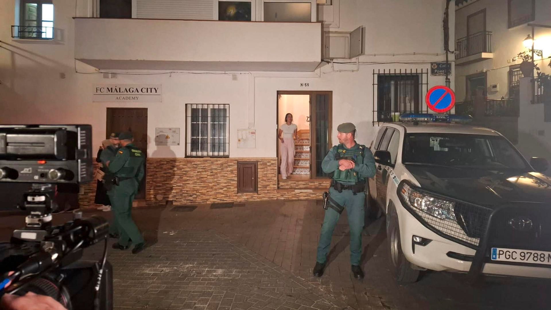 Un agricultor, una profesora de árabe y sus hijos del club de fútbol El Faro, la familia muerta en Torrox