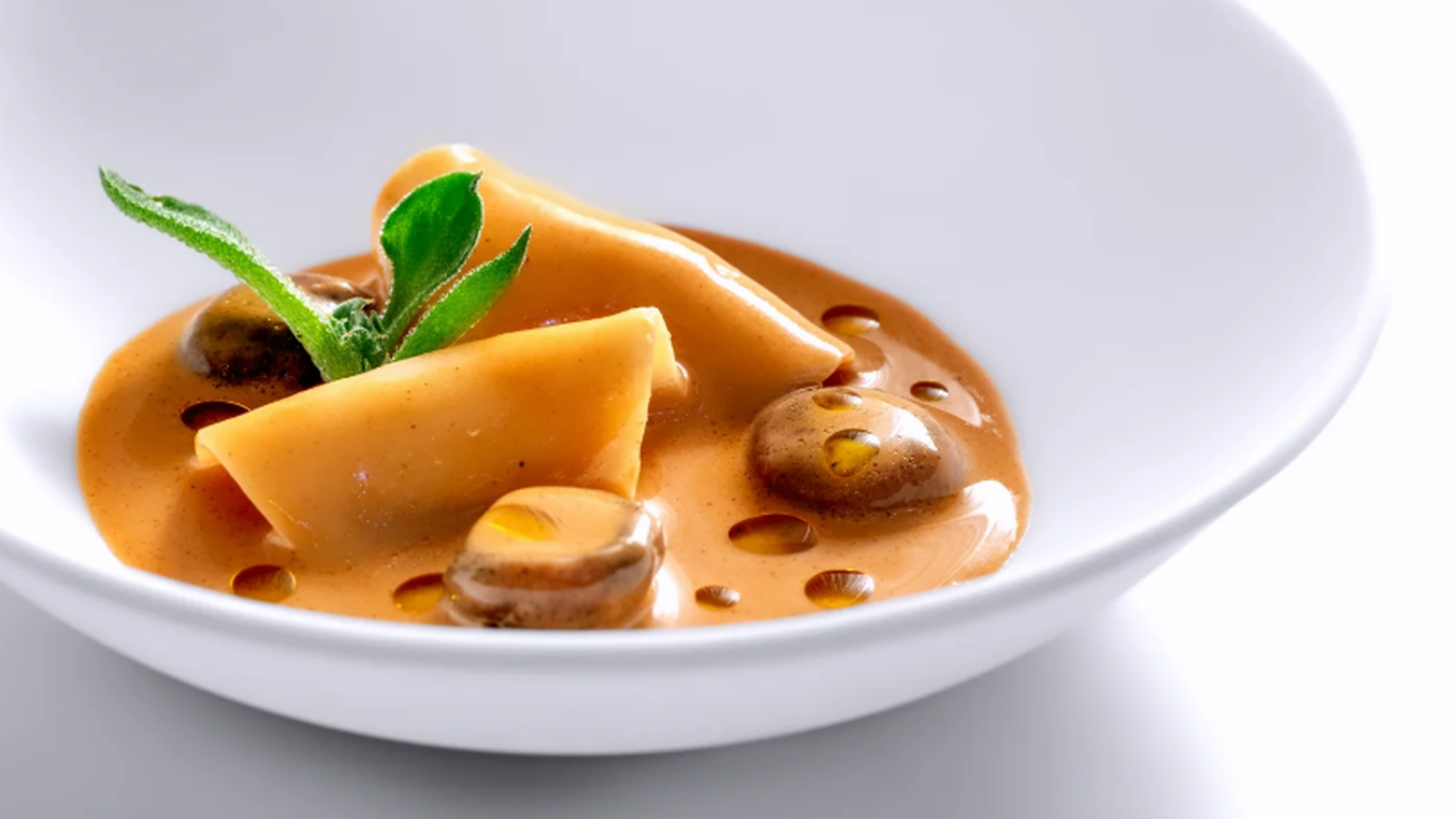 Uno de los platos de Enigma, restaurante de Albert Adriá