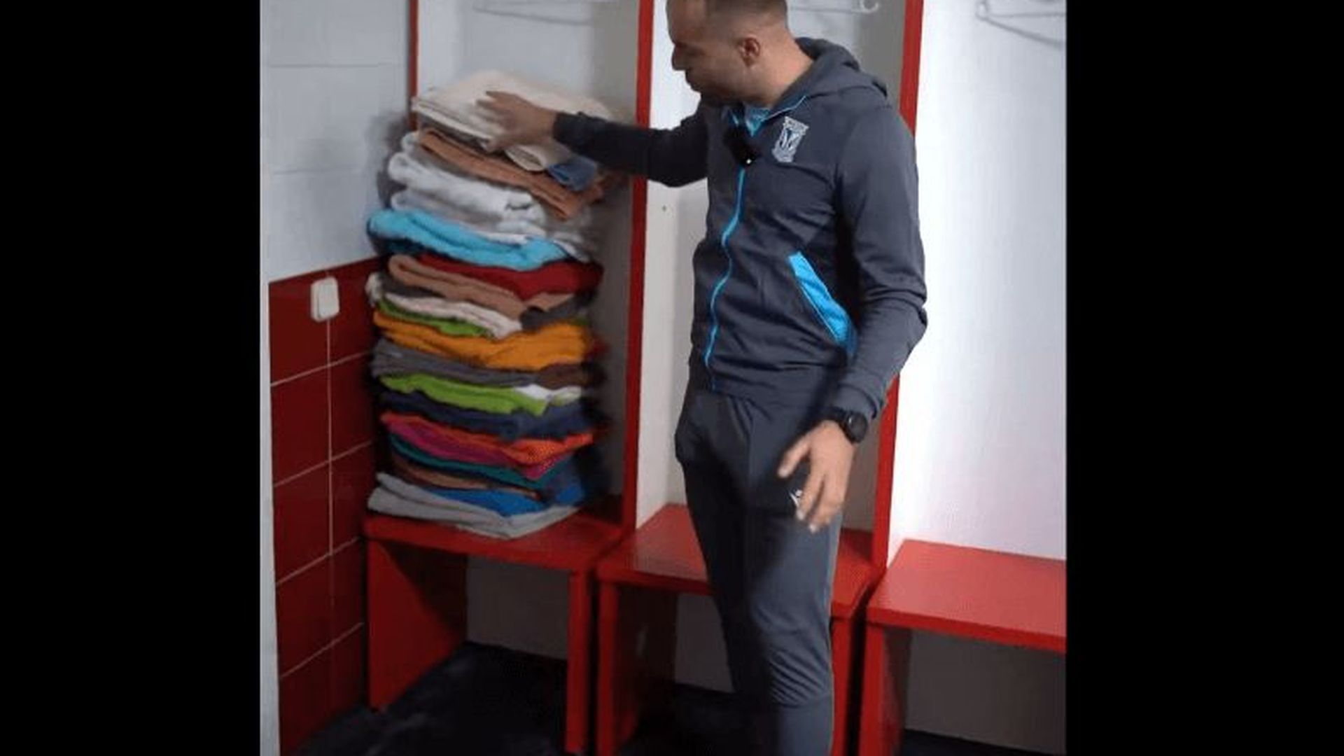 utillero_del_lech_poznan_001.png utillero_del_lech_poznan_001.png