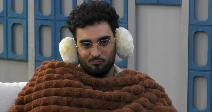 Aquilino en la cabaña