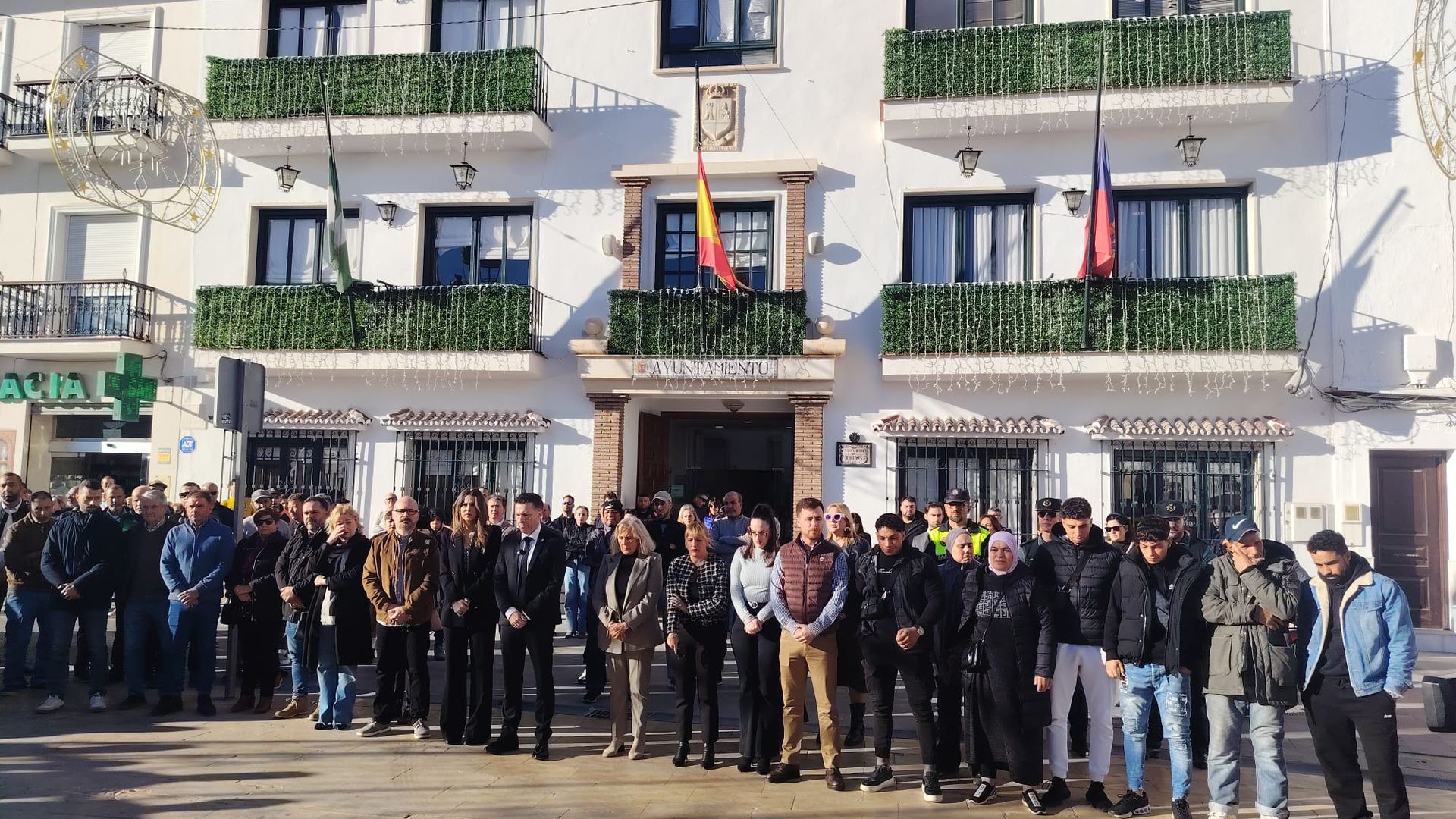 Concentración en recuerdo de la familia fallecida