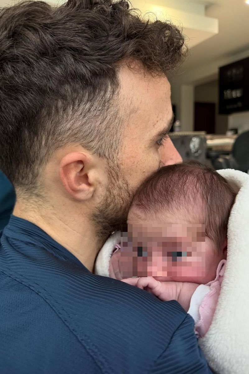 Diogo Jota con su hija