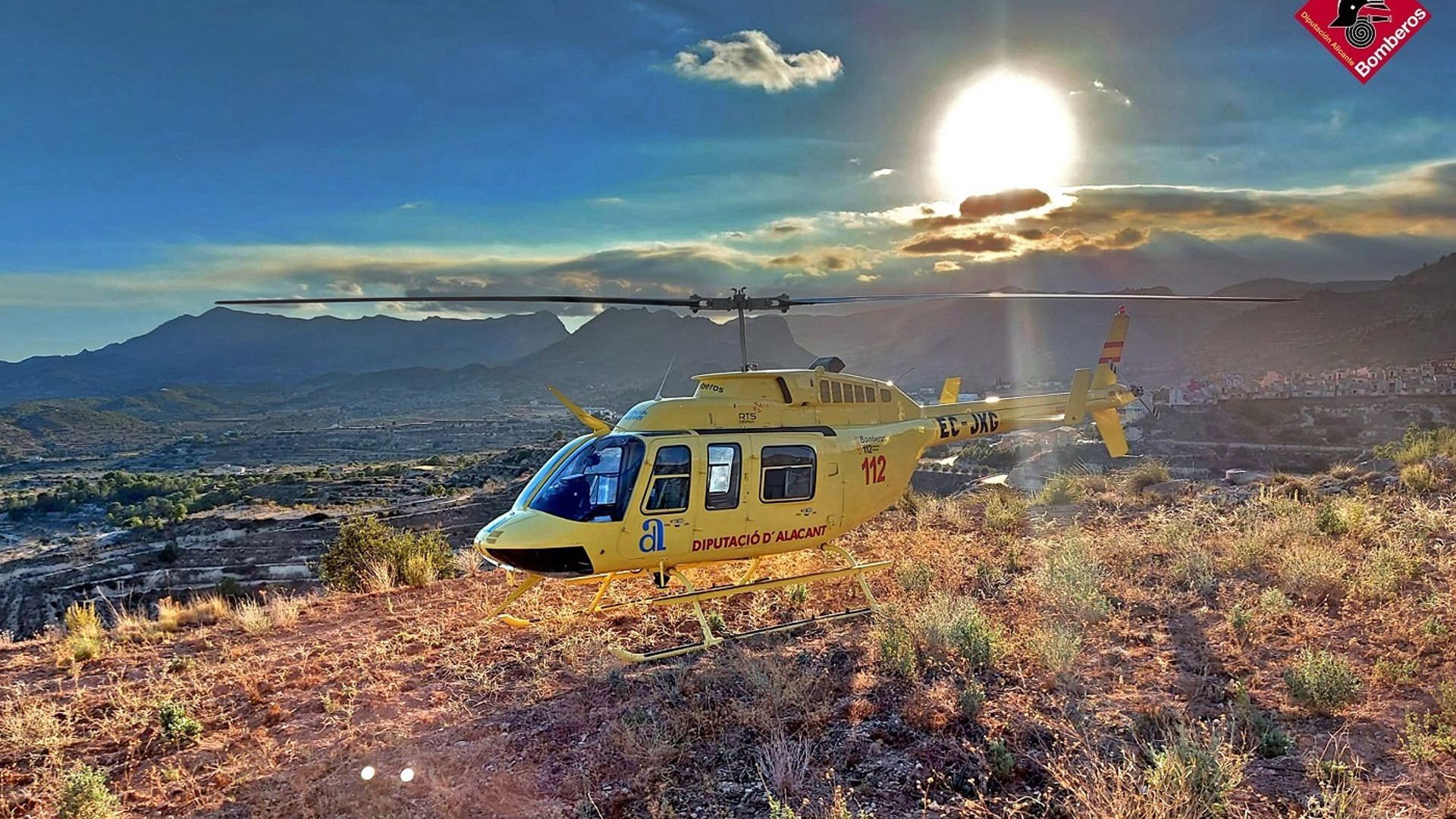 Helicóptero de rescate de bomberos