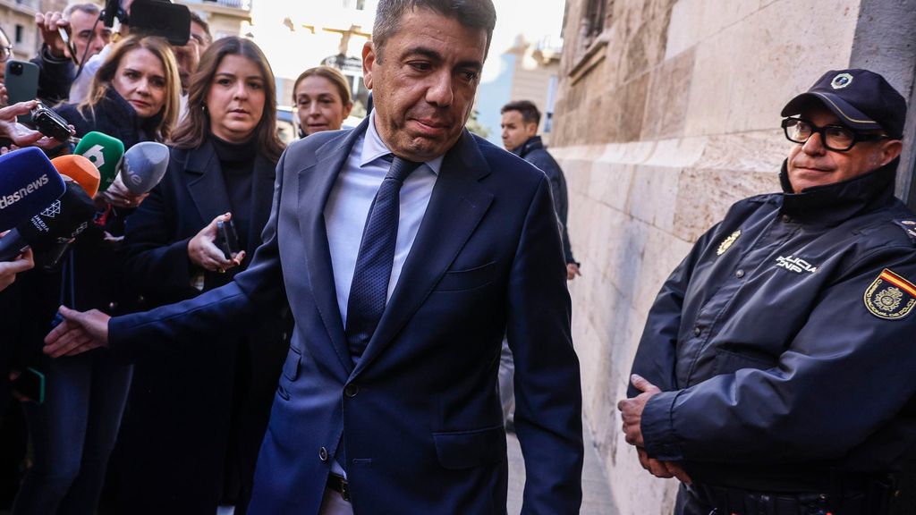 Mazón desmiente haber ido al Cecopi en el vehículo de la periodista Vilaplana tras la comida en el Ventorro