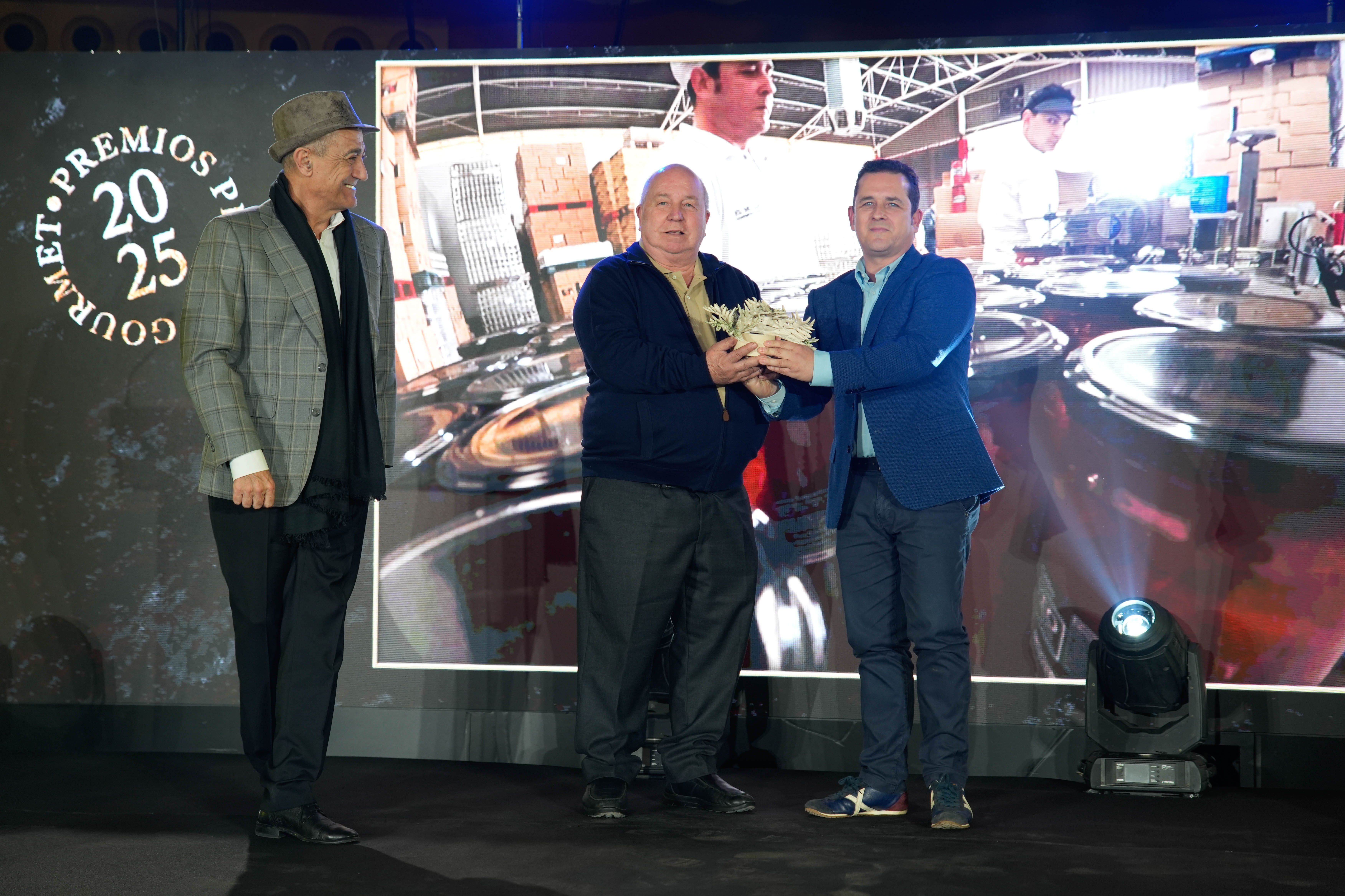 Celedonio Buendía MELONES EL ABUELO y Modesto Abenza Martín Abenza CONSERVAS ARTESANAS EL MODESTO