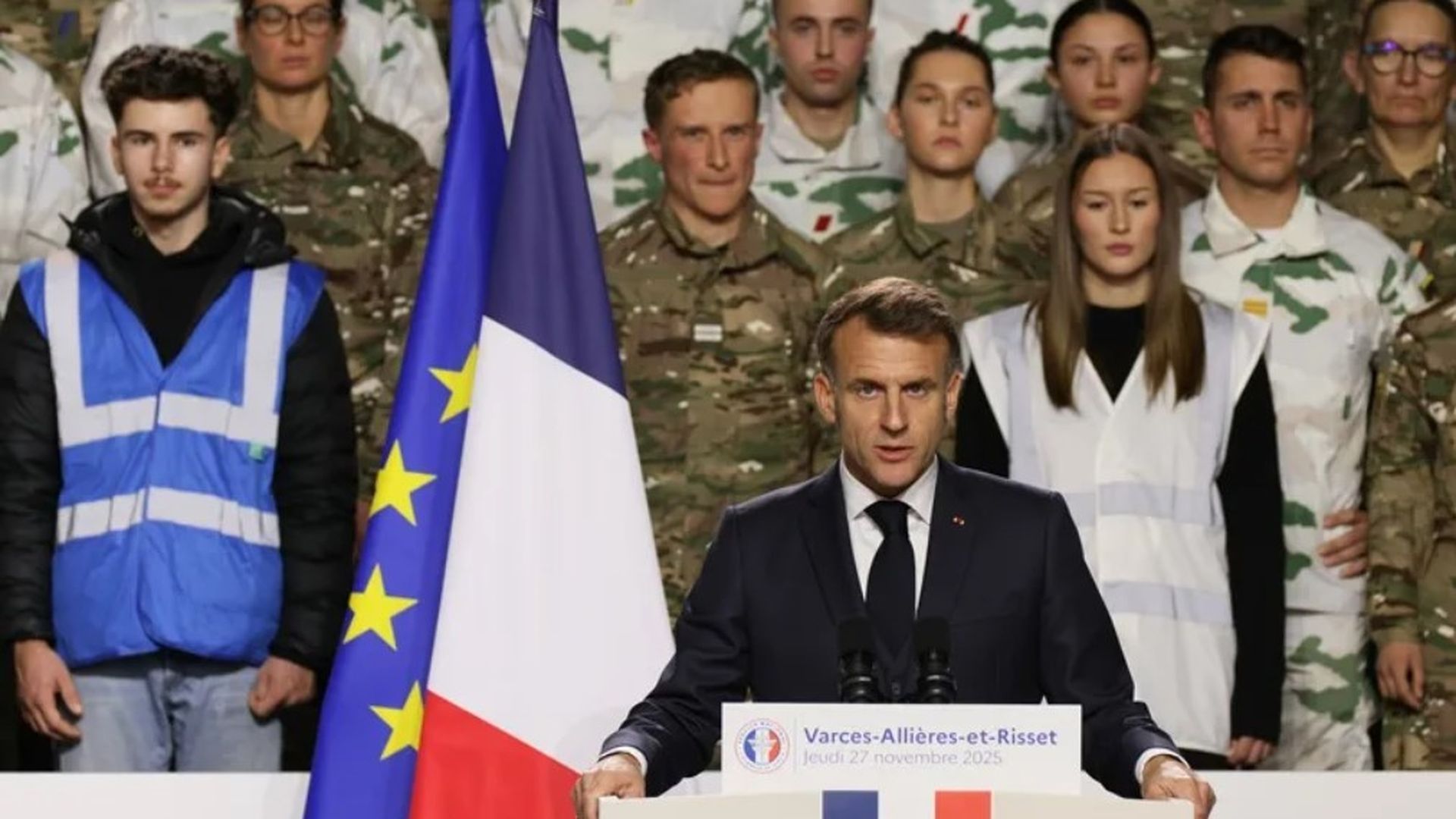 El presidente francés, Emmanuel Macron, en la presentación del nuevo plan de servicio militar nacional, este jueves 27 de noviembre.