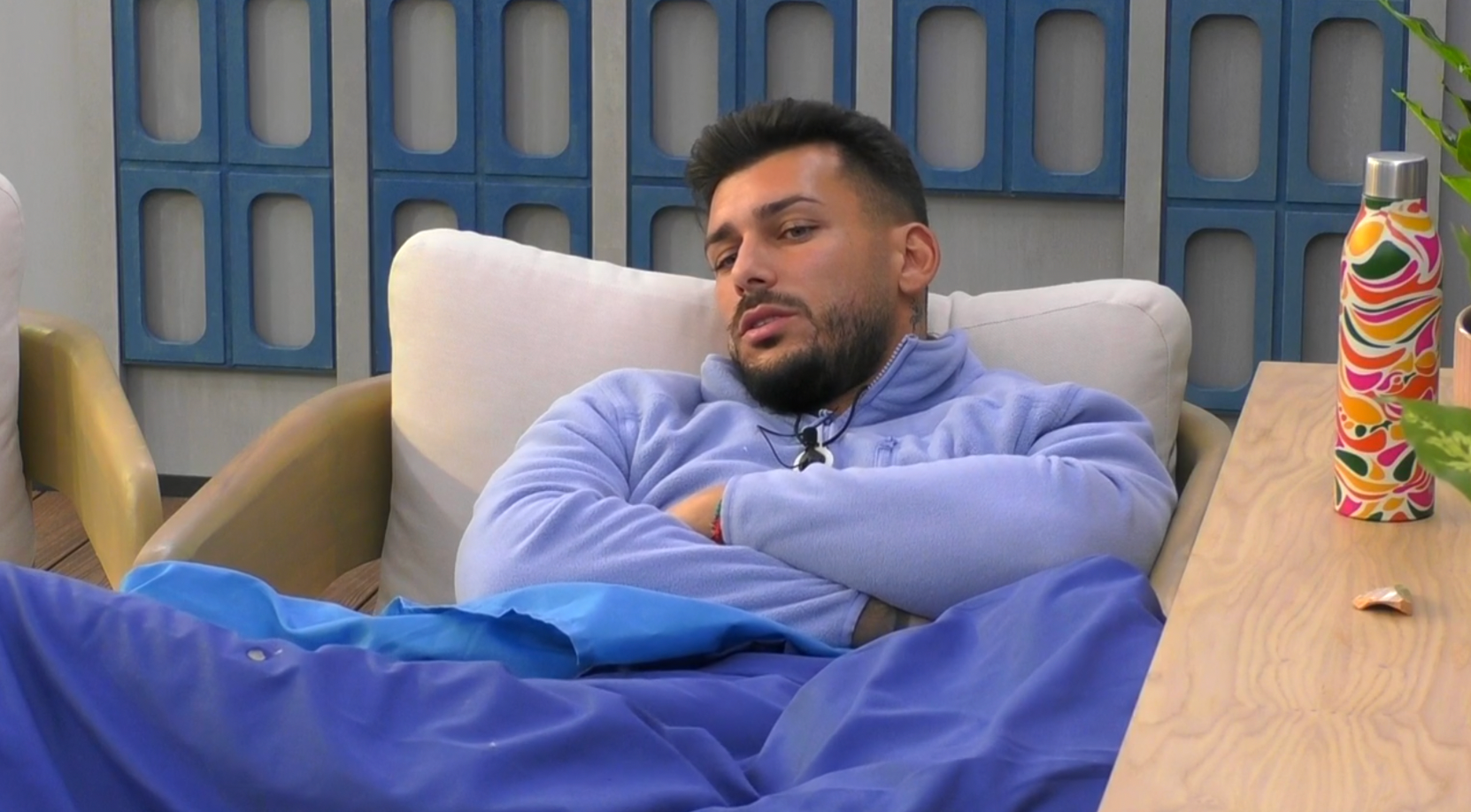 Íñigo en la pecera