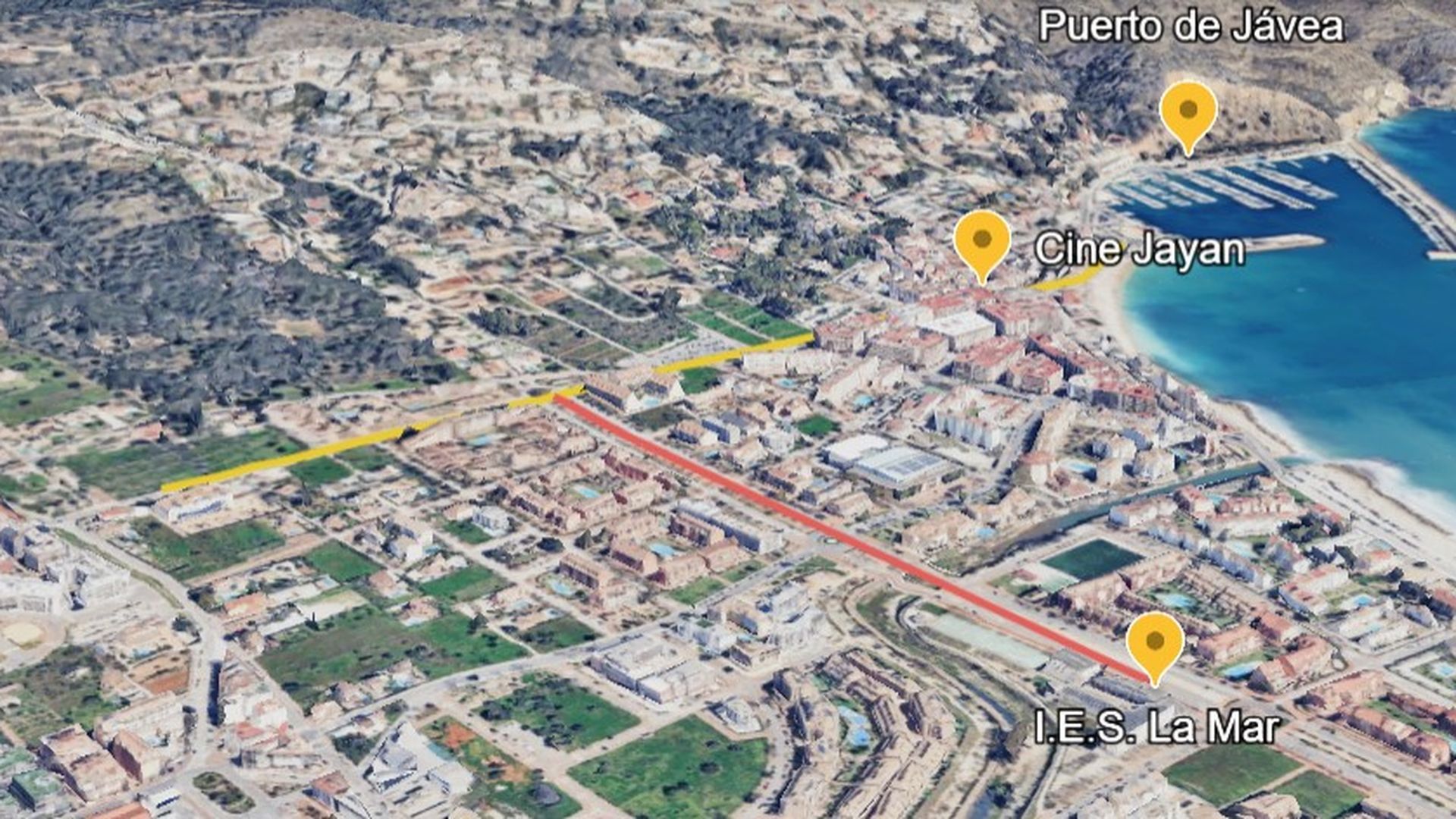 La desaparición de Khrystyna Savenchuk en Jávea: en amarillo, el trayecto que hizo, en rojo, el que debió hacer