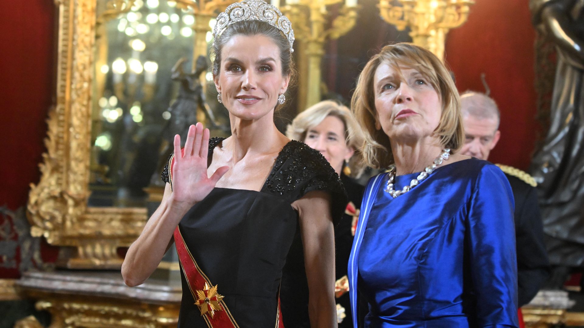 La reina y la primera dama de Alemania