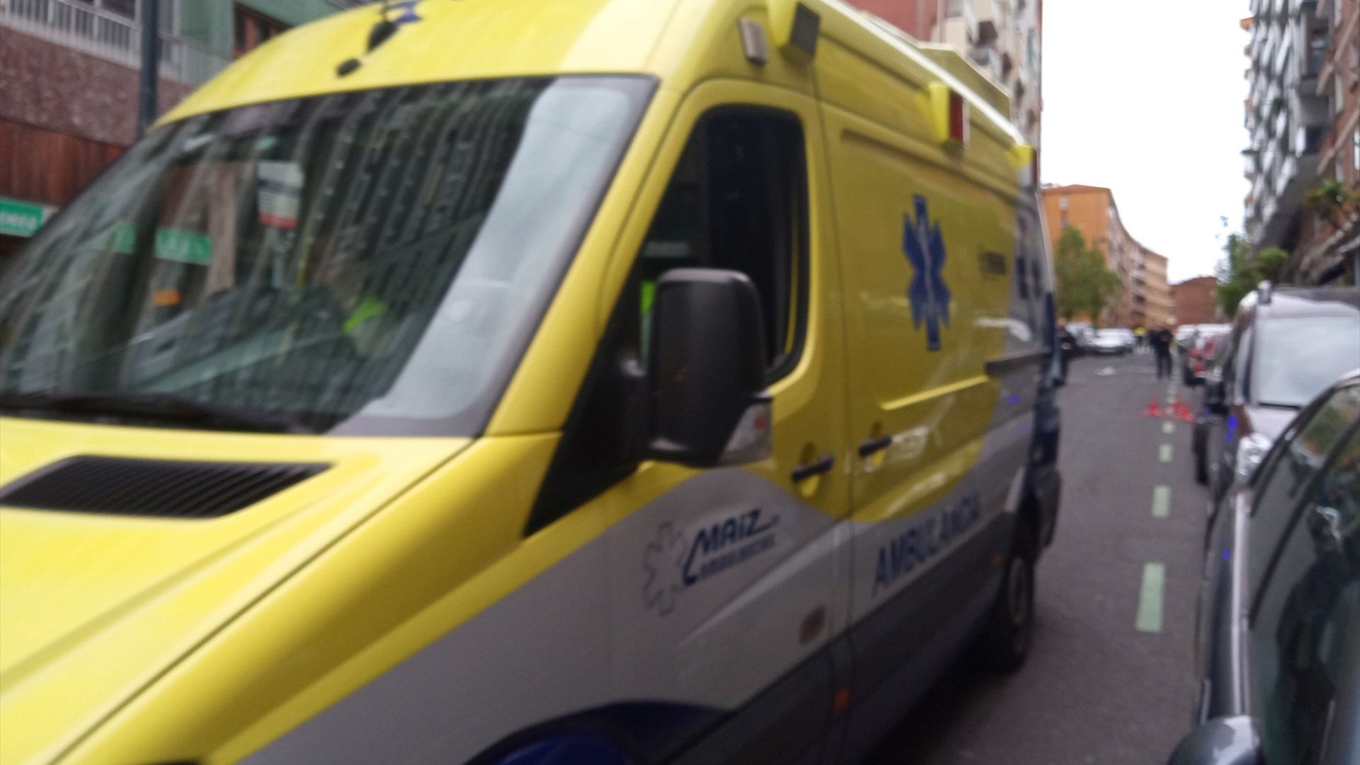 Muere un ciclista menor de edad y otro resulta herido al ser atropellados por un autobús en Bilbao