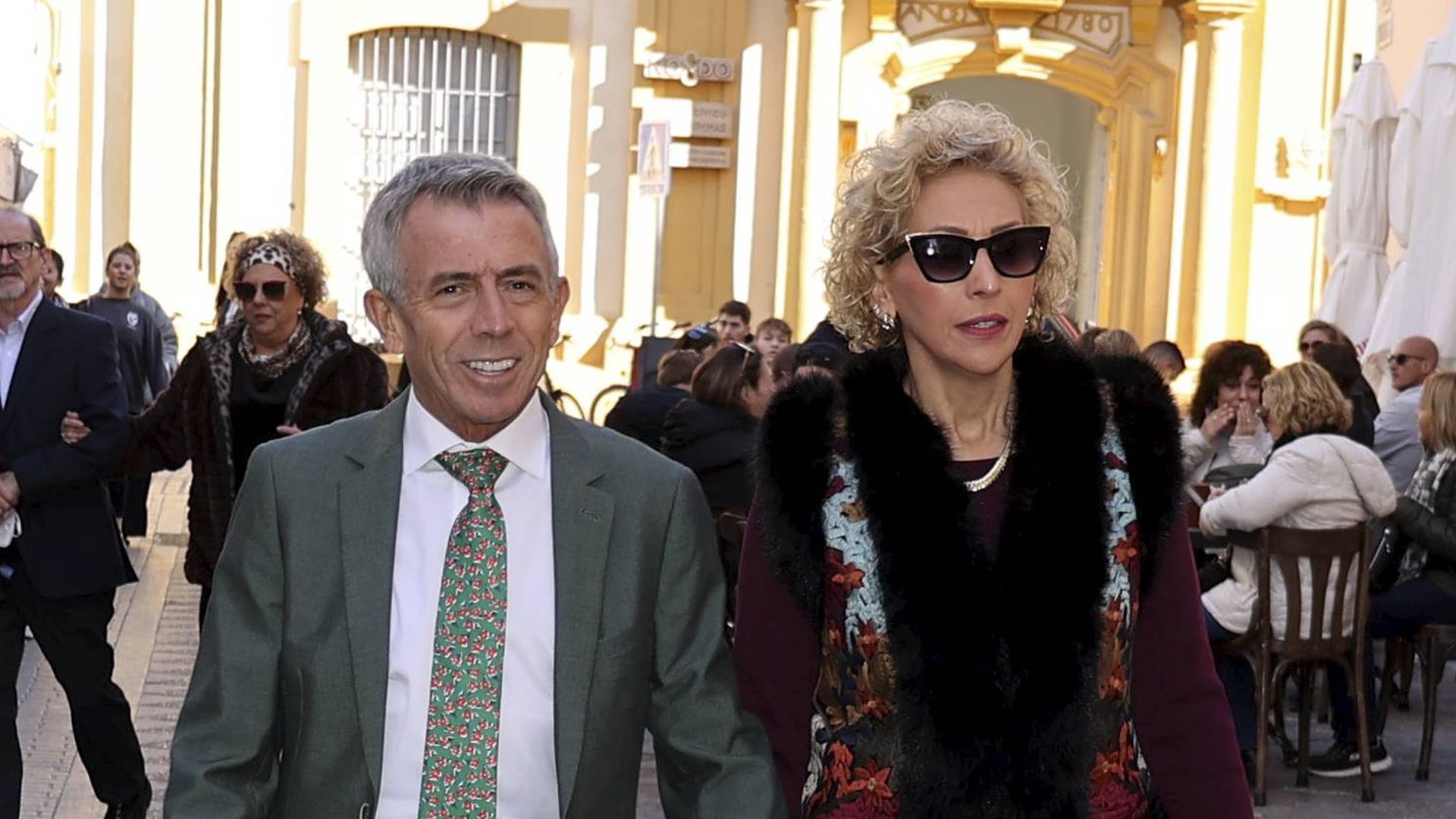 El Turronero, en el bautizo de Nicolás, el hijo de Lourdes Montes y Fran Rivera