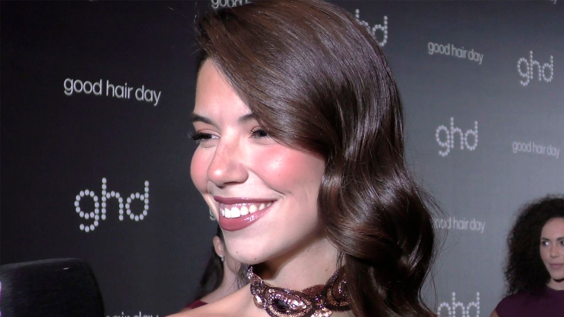 Elena Gortari anuncia el importante paso que va a dar en su relación En todas las salsas Temporada 8 Top Vídeos 945