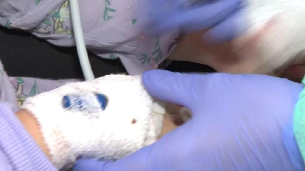 Los efectos positivos de la hospitalización pediátrica en casa: "Da la sensación de que se recuperan antes"