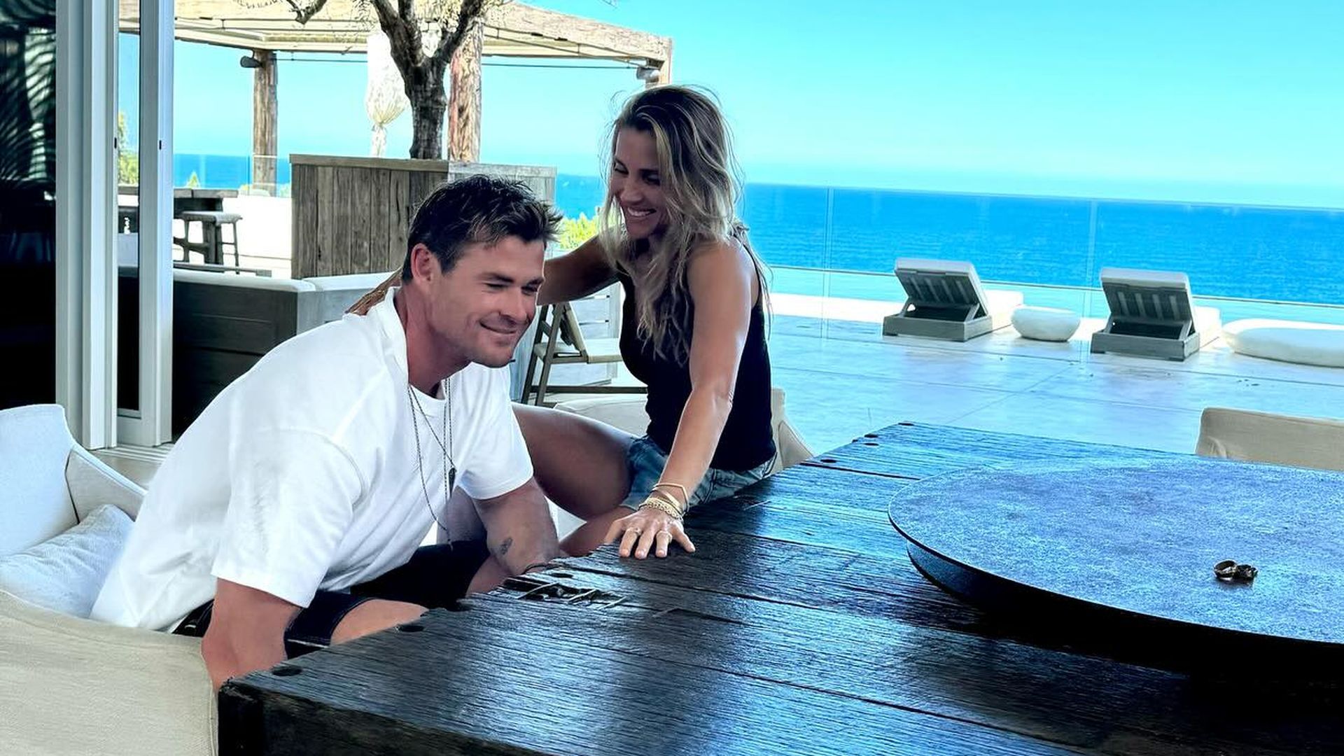 Pataky y Hemsworth pasan mucho tiempo en la cocina de su casa de Australia