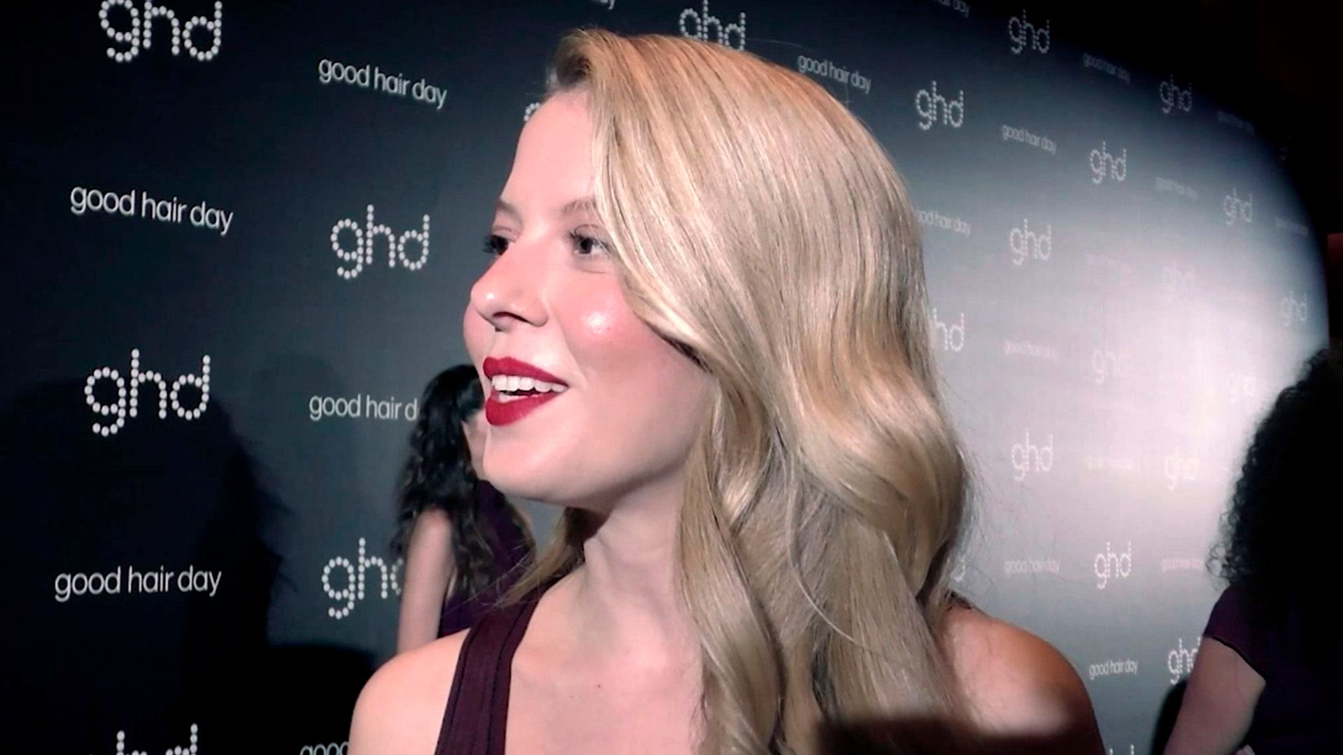 Sofía Hamela habla de sus ganas de dar el salto a la televisión En todas las salsas Temporada 8 Top Vídeos 946