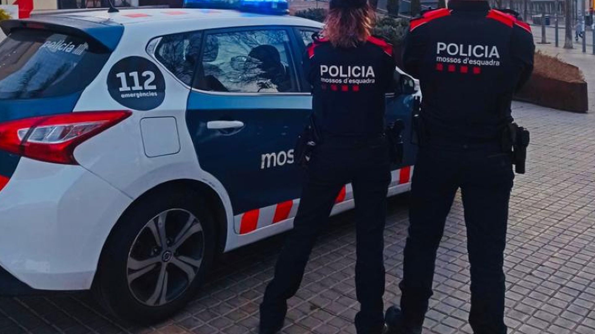 Agentes de los Mossos