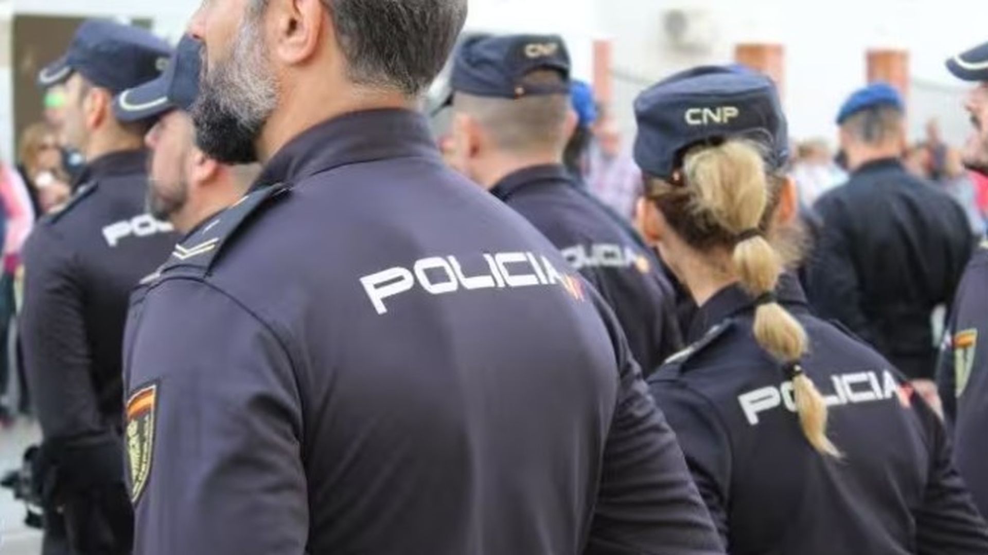 Detienen a 14 ultras tras una violenta pelea cerca del Sánchez-Pizjuán en las horas previas al derbi sevillano