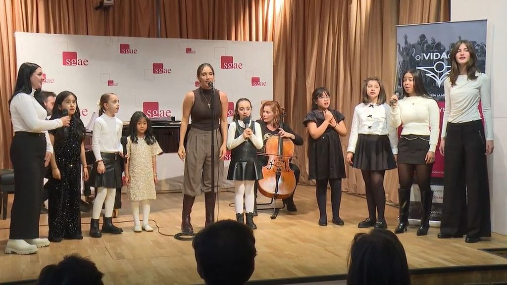 India Martínez y la ONG olVIDAdos regraban 'Niño sin miedo' para dar voz a niñas vulnerables: "Vengo de un barrio con riesgo de exclusión social"