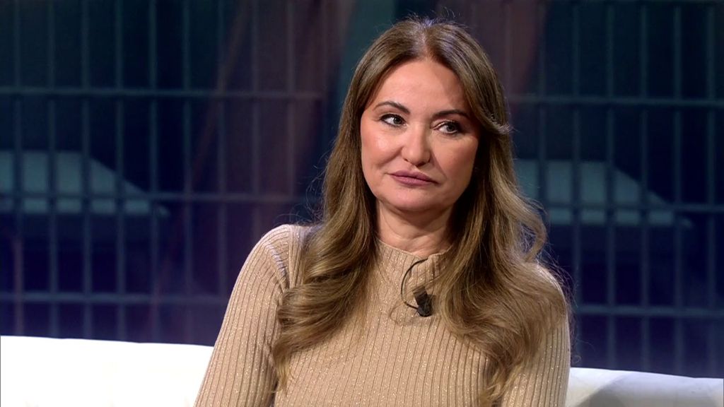 P101 - Carolina Perles se sienta en el plató tras el ingreso a prisión de Ábalos