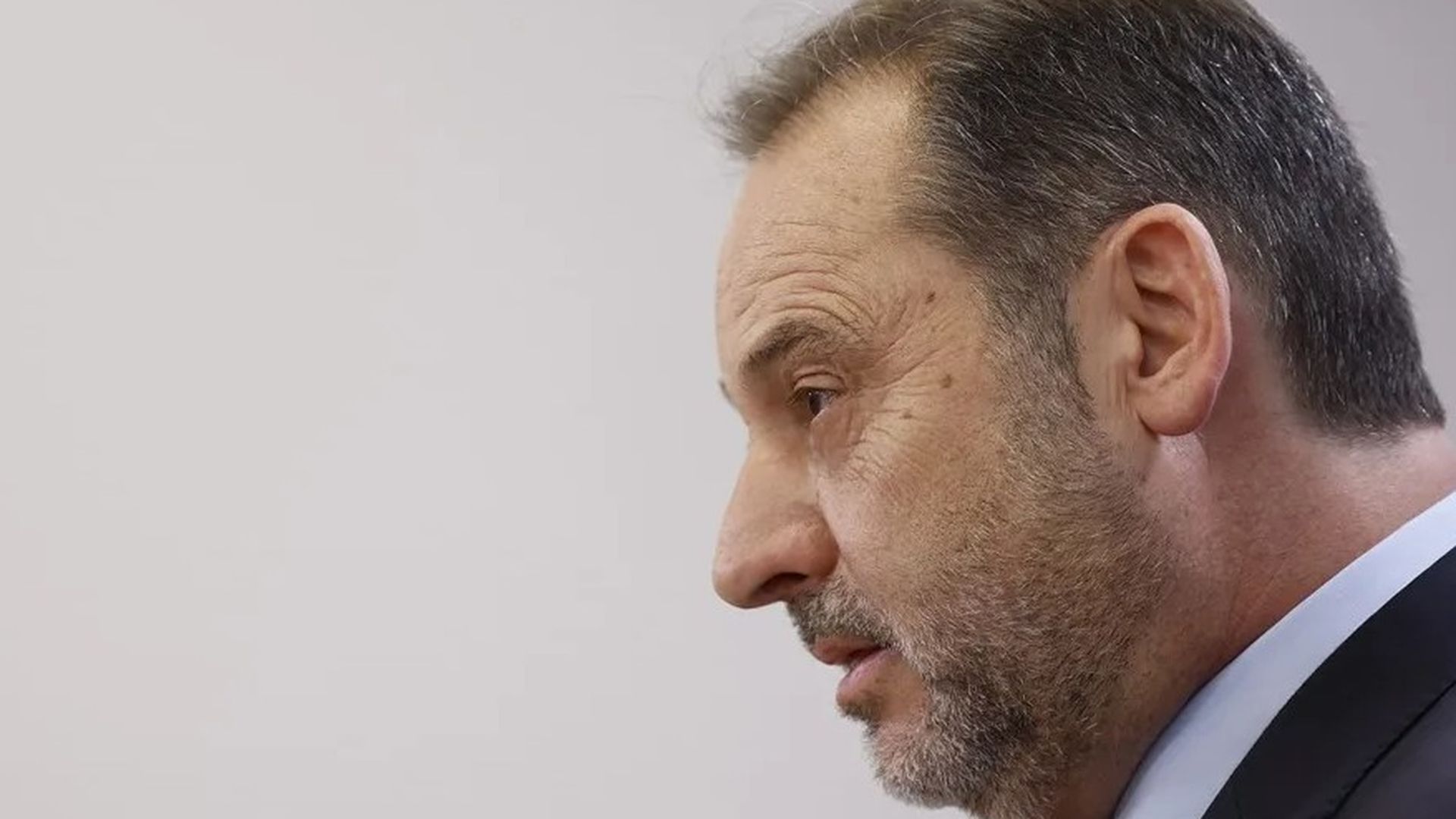 El mensaje de Ábalos desde la cárcel, a la que dice haberse adaptado bien: "No me van a doblegar ni a callar" El mensaje de Ábalos desde la cárcel, a la que dice haberse adaptado bien: "No me van a doblegar ni a callar"